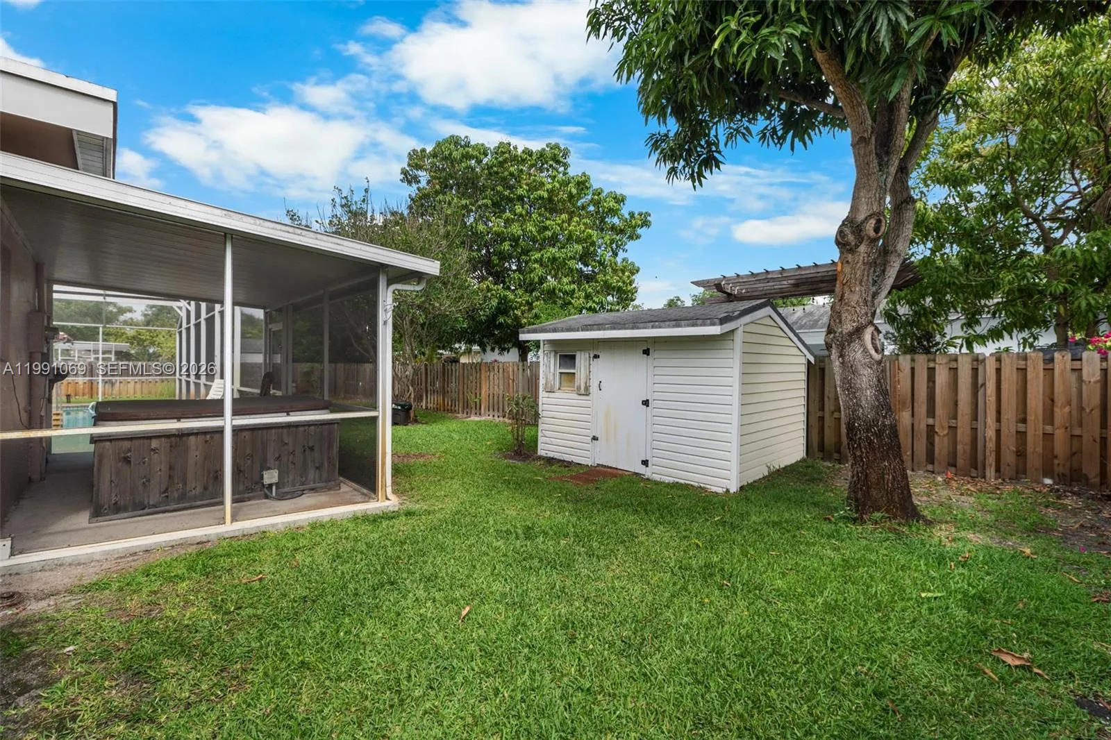 5171 Sw 20th St, Plantation, Florida 33317, Plantation, Florida 33317, 4 Bedrooms Bedrooms, ,2 BathroomsBathrooms,Residential,For Sale,5171 Sw 20th St, Plantation, Florida 33317,A11991069