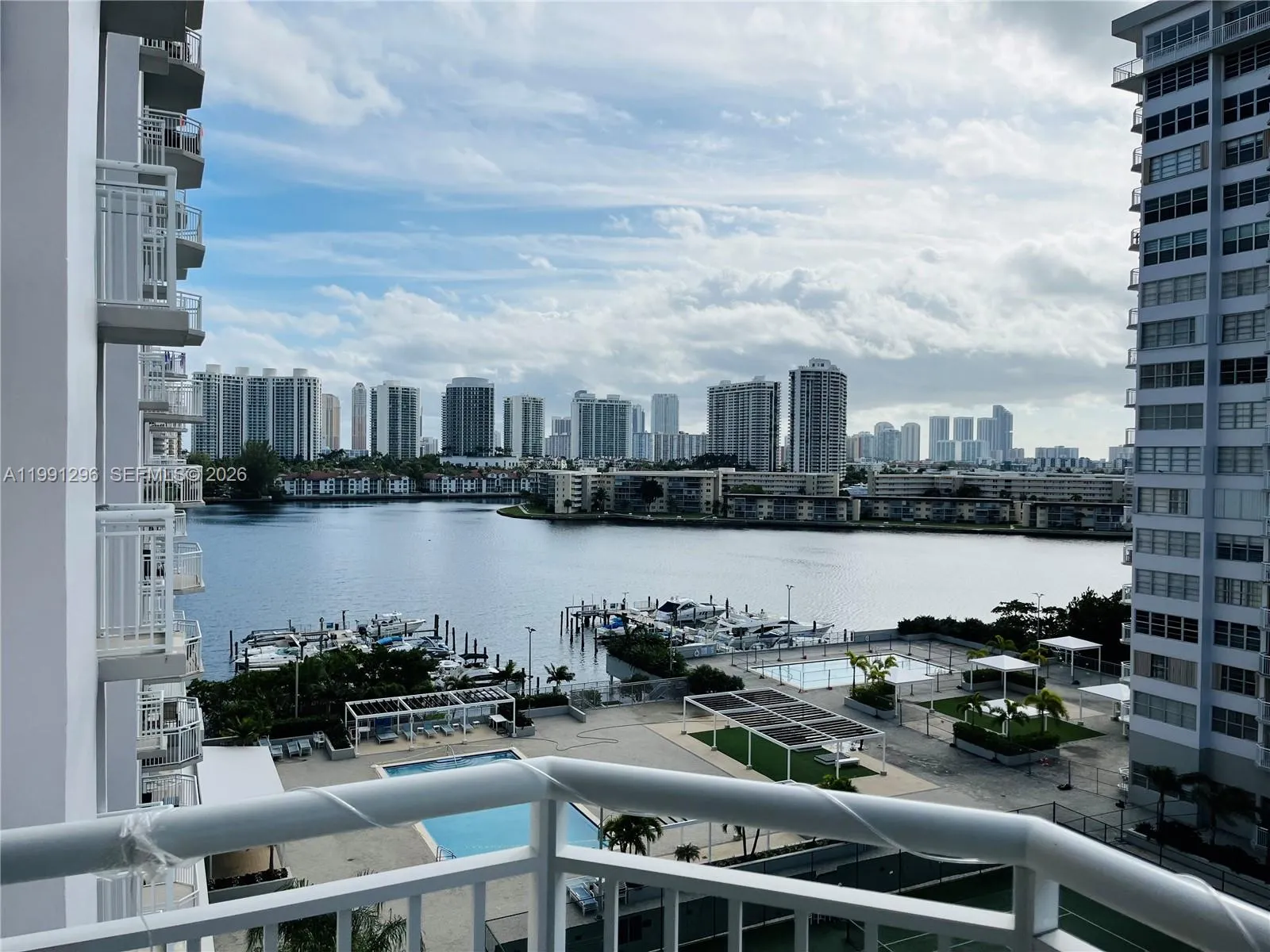 18051 Biscayne Blvd 903, Aventura, Florida 33160, Aventura, Florida 33160, 1 Bedroom Bedrooms, ,1 BathroomBathrooms,Residential,For Sale,18051 Biscayne Blvd 903, Aventura, Florida 33160,A11991296