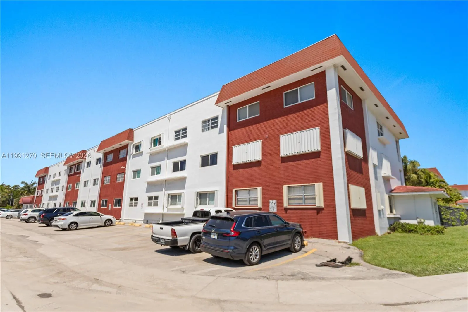 580 Egret Dr 111, Hallandale Beach, Florida 33009, Hallandale Beach, Florida 33009, 1 Bedroom Bedrooms, ,1 BathroomBathrooms,Residential,For Sale,580 Egret Dr 111, Hallandale Beach, Florida 33009,A11991270