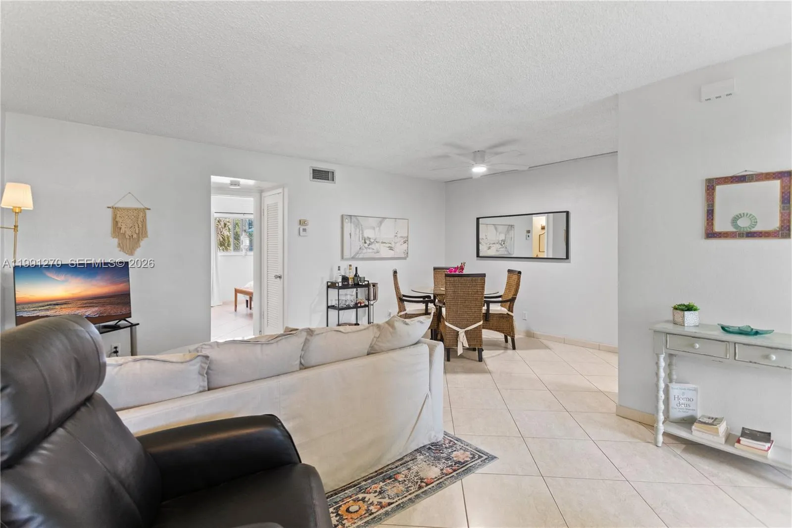 580 Egret Dr 111, Hallandale Beach, Florida 33009, Hallandale Beach, Florida 33009, 1 Bedroom Bedrooms, ,1 BathroomBathrooms,Residential,For Sale,580 Egret Dr 111, Hallandale Beach, Florida 33009,A11991270