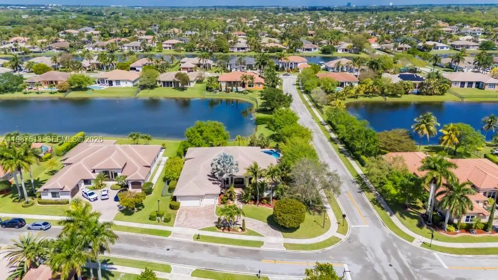 15127 Sw 40th St, Davie, Florida 33331, Davie, Florida 33331, 6 Bedrooms Bedrooms, ,5 BathroomsBathrooms,Residential,For Sale,15127 Sw 40th St, Davie, Florida 33331,A11987513