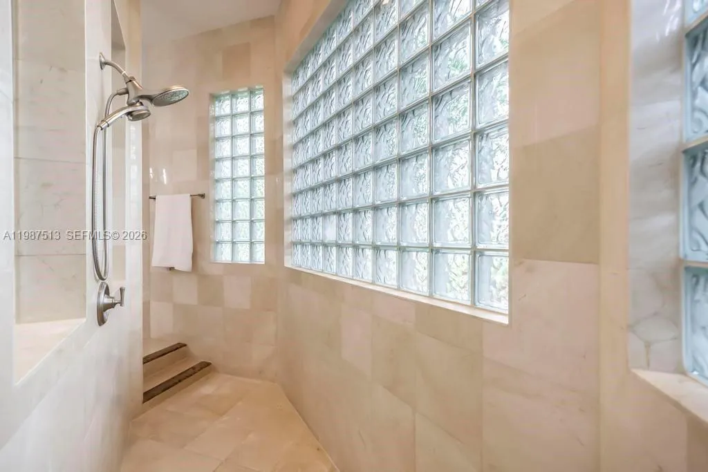 15127 Sw 40th St, Davie, Florida 33331, Davie, Florida 33331, 6 Bedrooms Bedrooms, ,5 BathroomsBathrooms,Residential,For Sale,15127 Sw 40th St, Davie, Florida 33331,A11987513