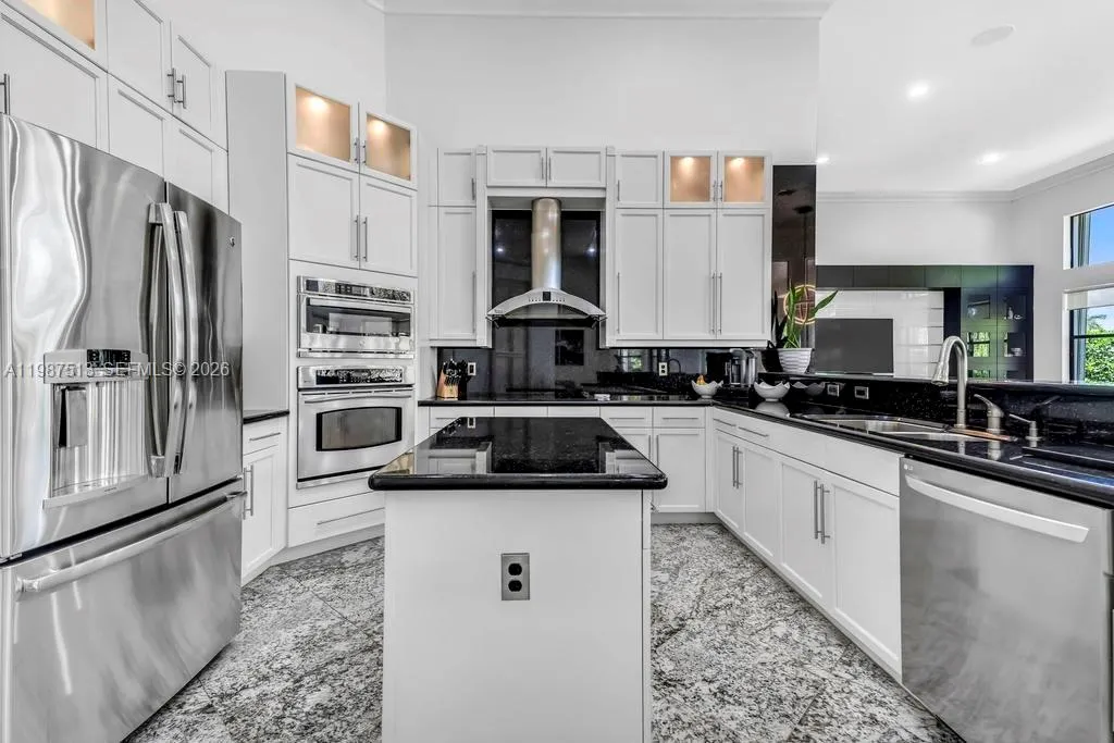 15127 Sw 40th St, Davie, Florida 33331, Davie, Florida 33331, 6 Bedrooms Bedrooms, ,5 BathroomsBathrooms,Residential,For Sale,15127 Sw 40th St, Davie, Florida 33331,A11987513