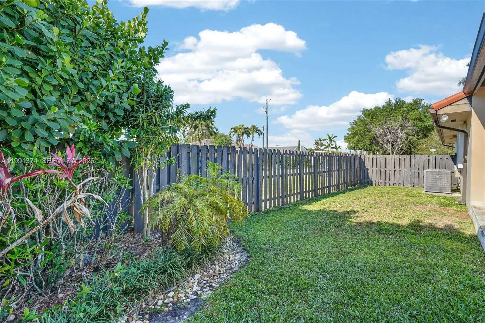 3381 Sw 140th Ave, Miami, Florida 33175, Miami, Florida 33175, 3 Bedrooms Bedrooms, ,2 BathroomsBathrooms,Residential,For Sale,3381 Sw 140th Ave, Miami, Florida 33175,A11991374