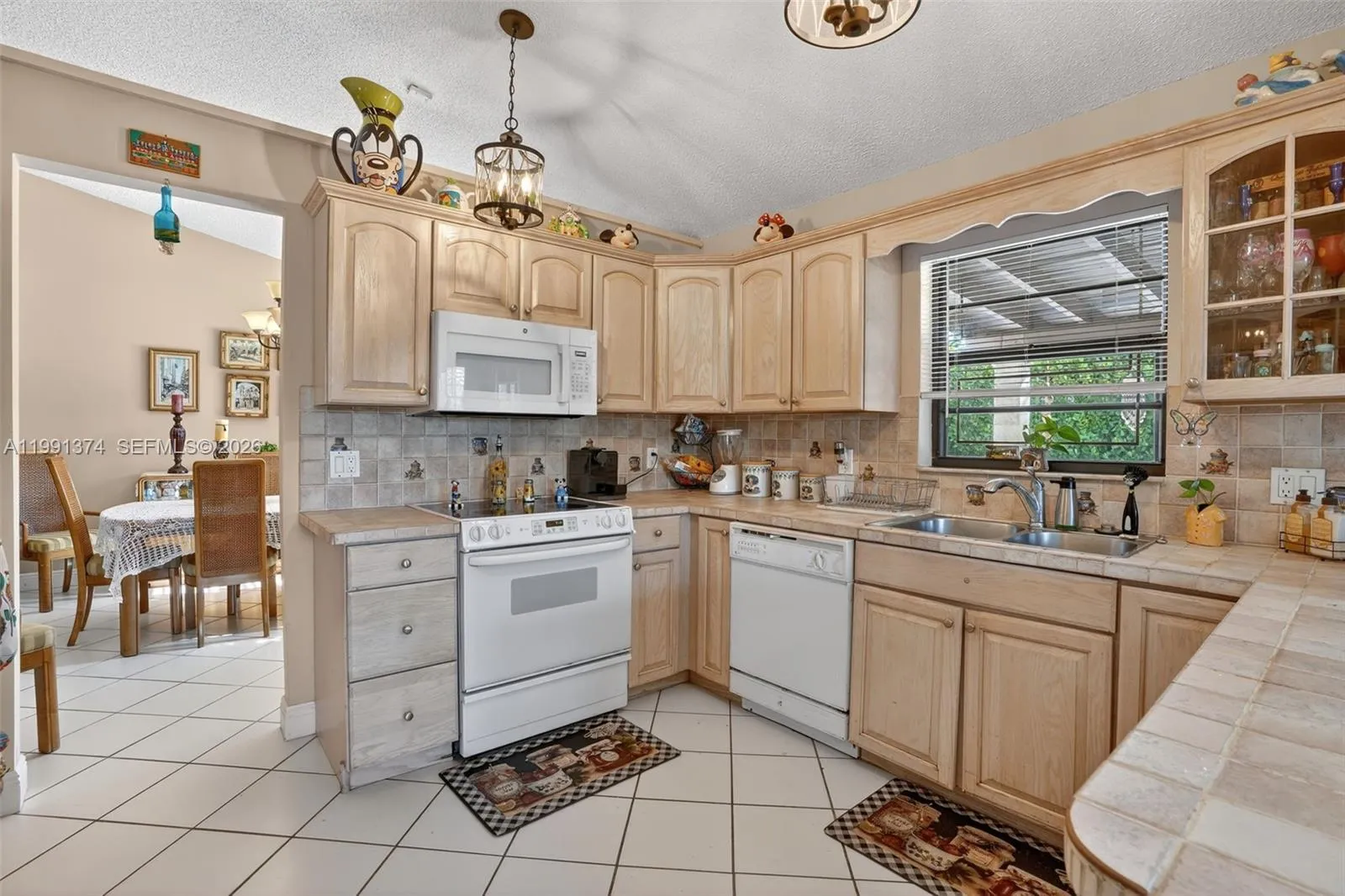 3381 Sw 140th Ave, Miami, Florida 33175, Miami, Florida 33175, 3 Bedrooms Bedrooms, ,2 BathroomsBathrooms,Residential,For Sale,3381 Sw 140th Ave, Miami, Florida 33175,A11991374