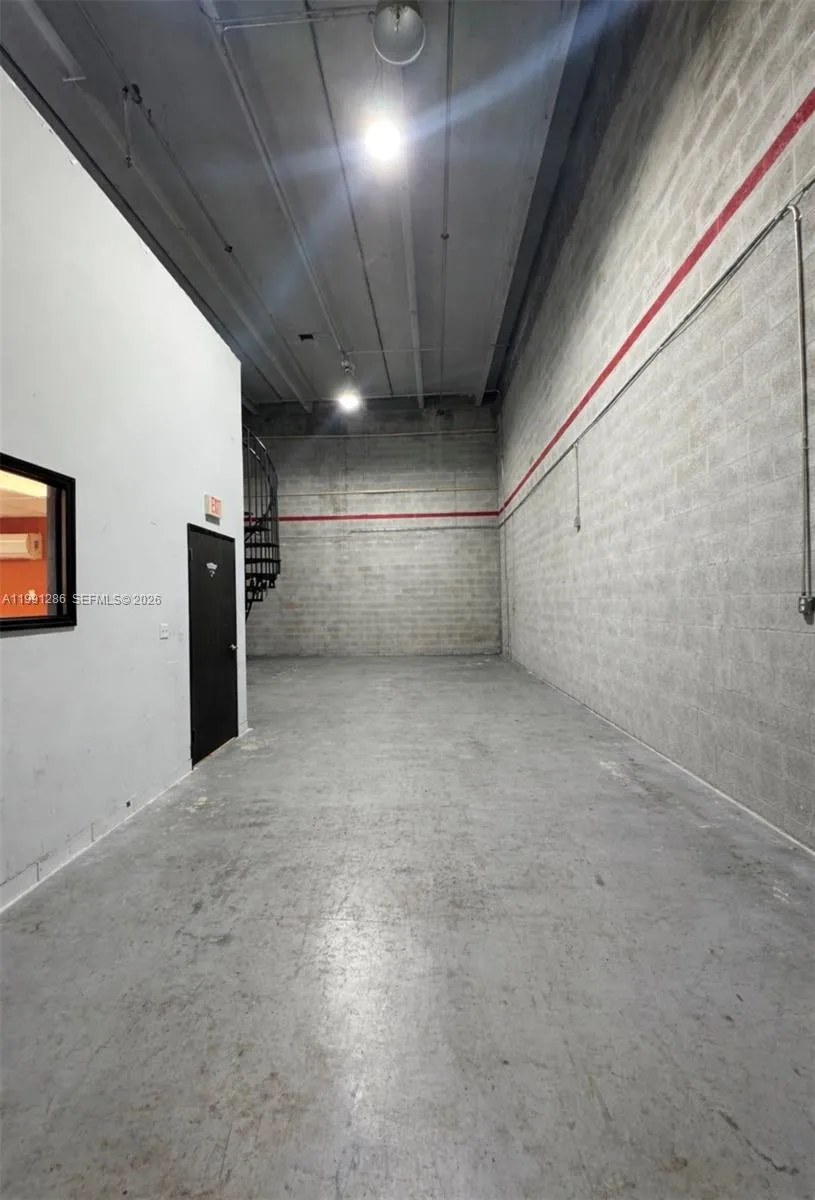 2365 Nw 70th Ave 7, Miami, Florida 33122, Miami, Florida 33122, ,Commercial Lease,For Rent,2365 Nw 70th Ave 7, Miami, Florida 33122,A11991286
