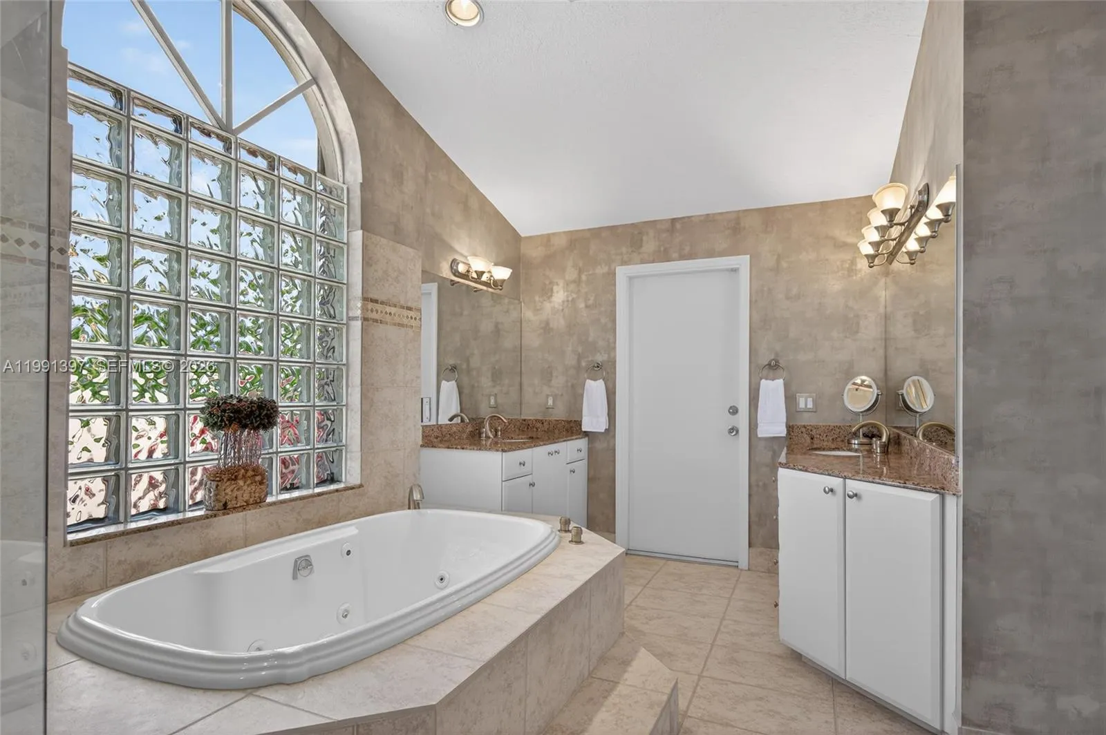 11735 Greenbrier Ln, Coral Springs, Florida 33071, Coral Springs, Florida 33071, 4 Bedrooms Bedrooms, ,2 BathroomsBathrooms,Residential,For Sale,11735 Greenbrier Ln, Coral Springs, Florida 33071,A11991397