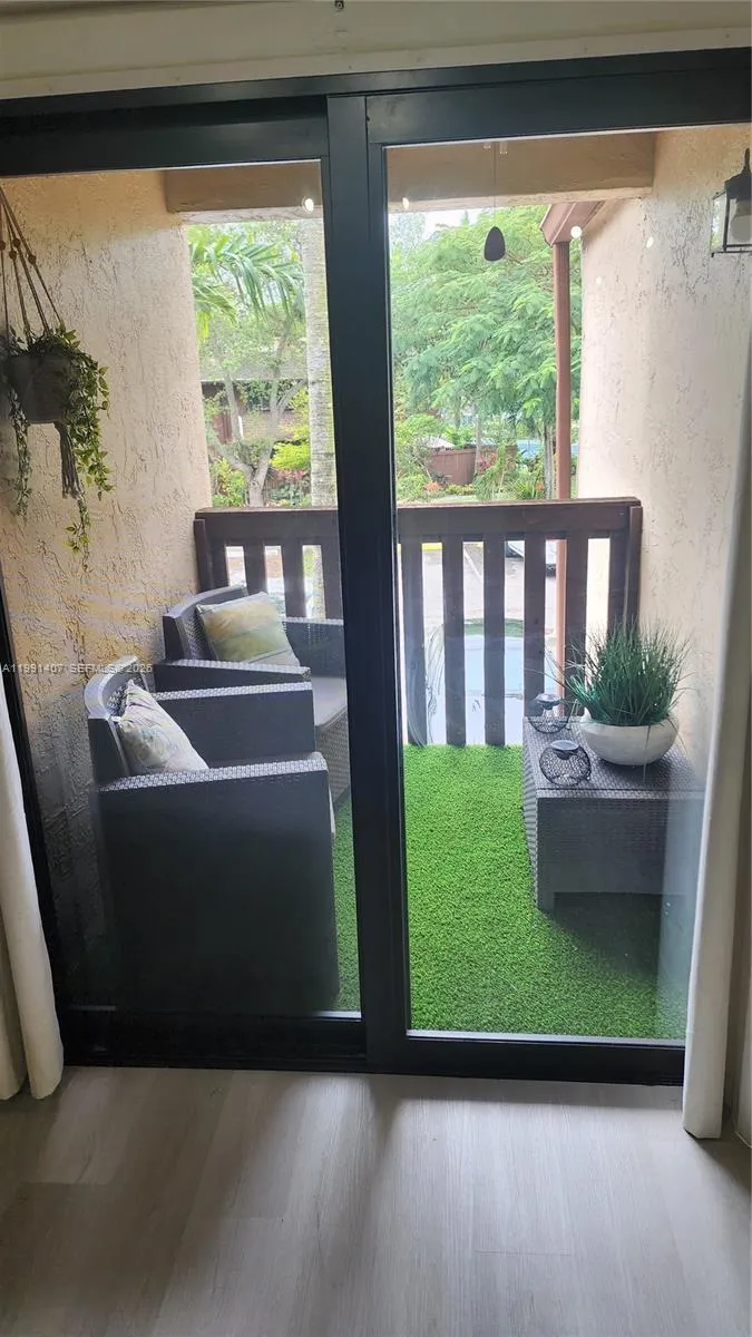 6231 Sw 116th Pl C, Miami, Florida 33173, Miami, Florida 33173, 3 Bedrooms Bedrooms, ,2 BathroomsBathrooms,Residential,For Sale,6231 Sw 116th Pl C, Miami, Florida 33173,A11991407