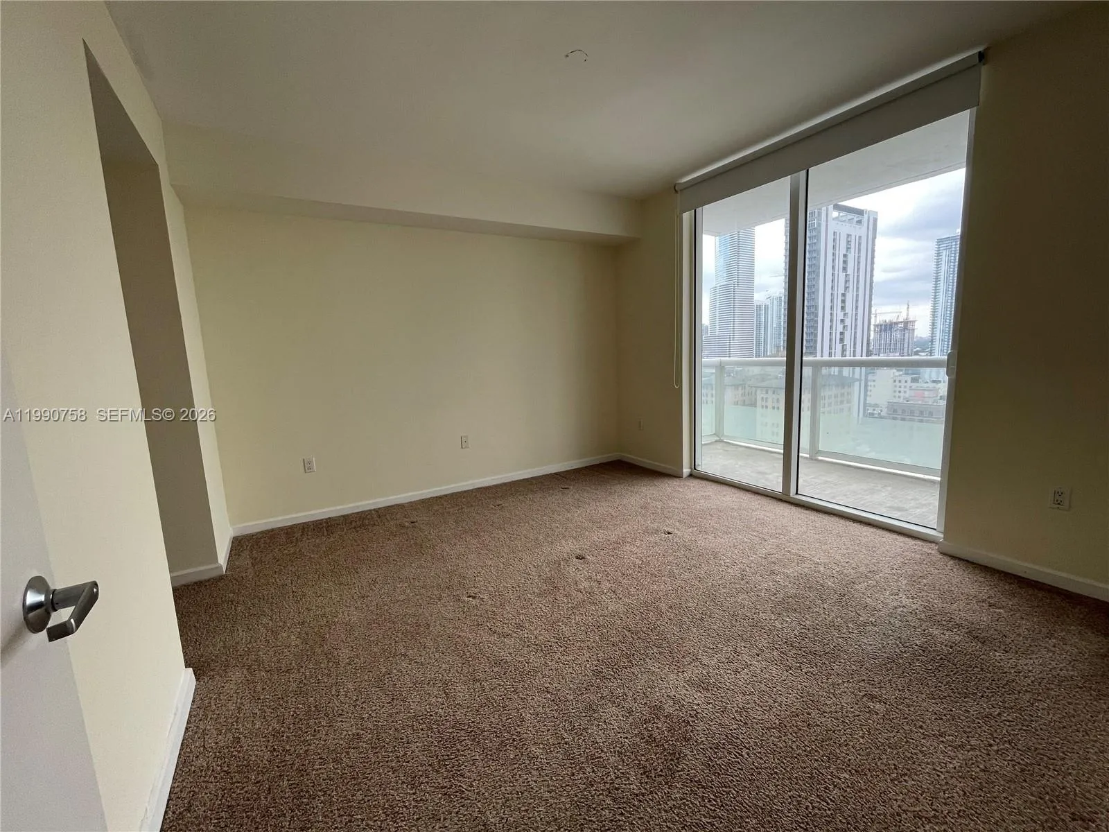 50 Biscayne Blvd 2205, Miami, Florida 33132, Miami, Florida 33132, 1 Bedroom Bedrooms, ,1 BathroomBathrooms,Residential,For Sale,50 Biscayne Blvd 2205, Miami, Florida 33132,A11990758