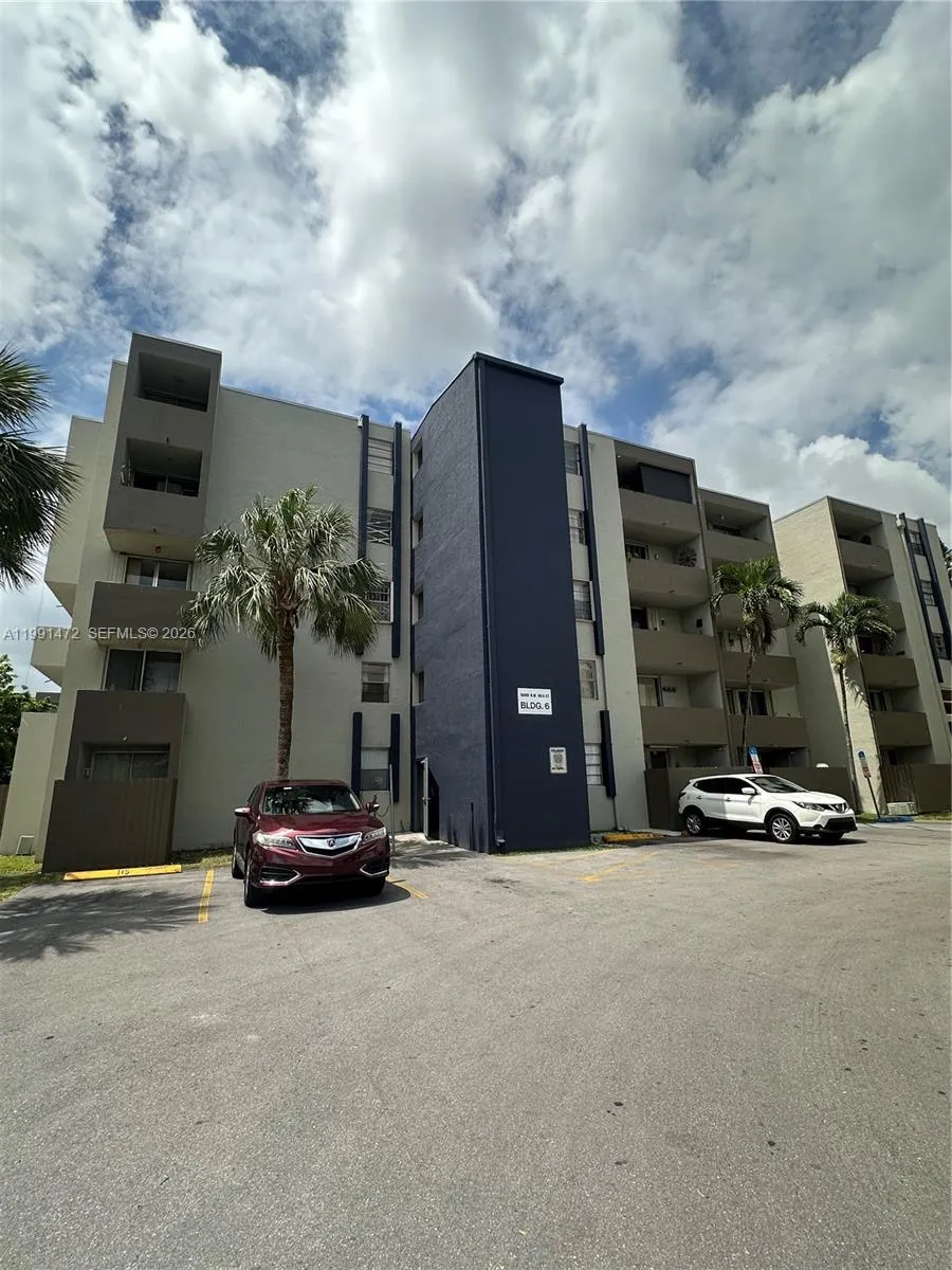 10090 Nw 80th Ct 1350, Hialeah Gardens, Florida 33, Hialeah Gardens, Florida 33016, 2 Bedrooms Bedrooms, ,2 BathroomsBathrooms,Residential Lease,For Rent,10090 Nw 80th Ct 1350, Hialeah Gardens, Florida 33,A11991472