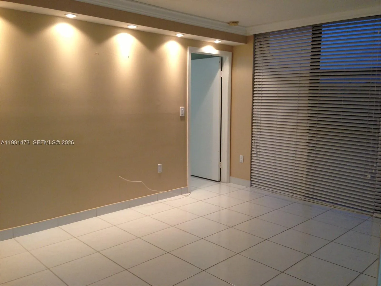 Miami, Florida 33175, 1 Bedroom Bedrooms, ,1 BathroomBathrooms,Residential Lease,For Rent,A11991473