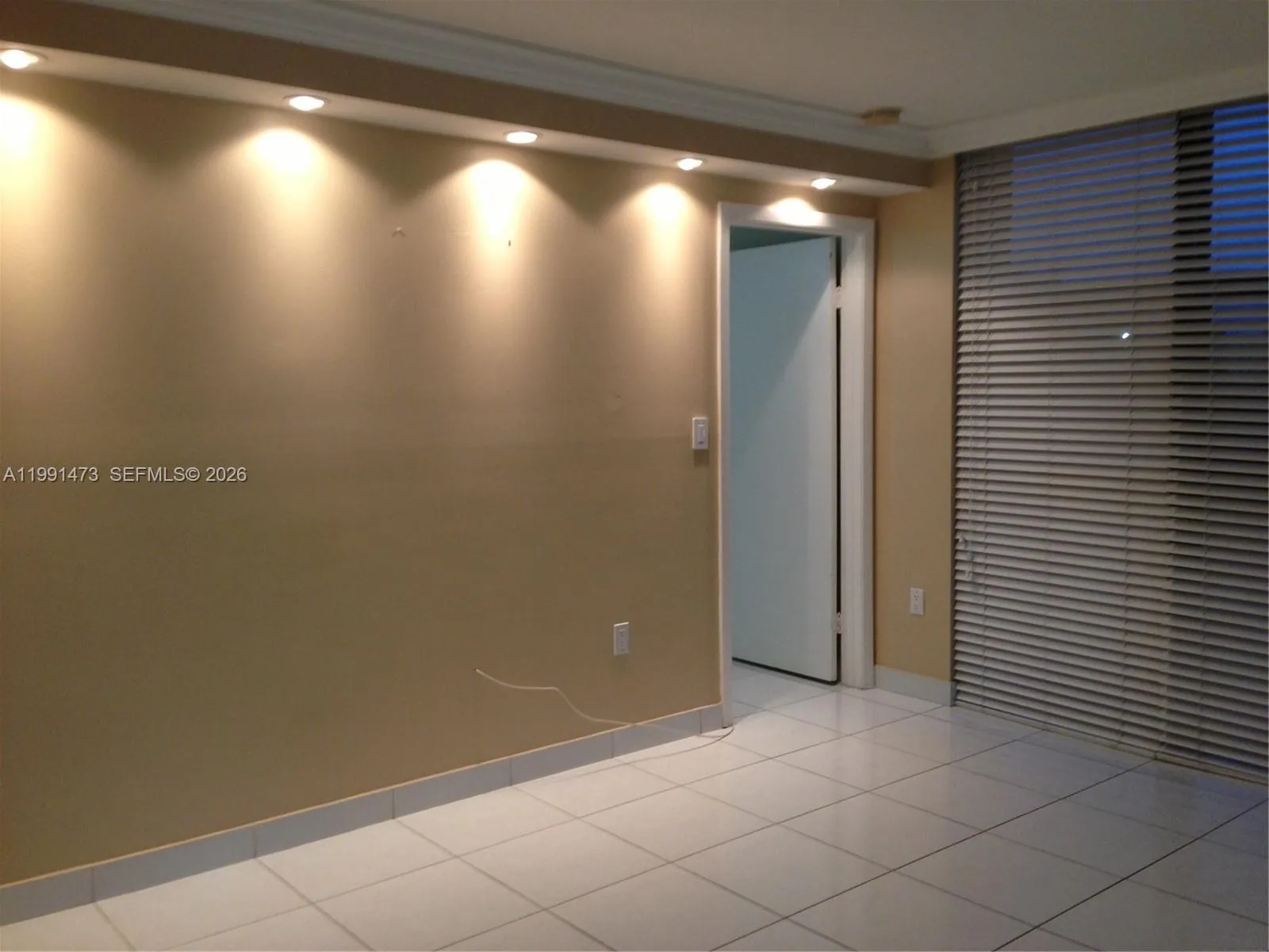 Miami, Florida 33175, 1 Bedroom Bedrooms, ,1 BathroomBathrooms,Residential Lease,For Rent,A11991473