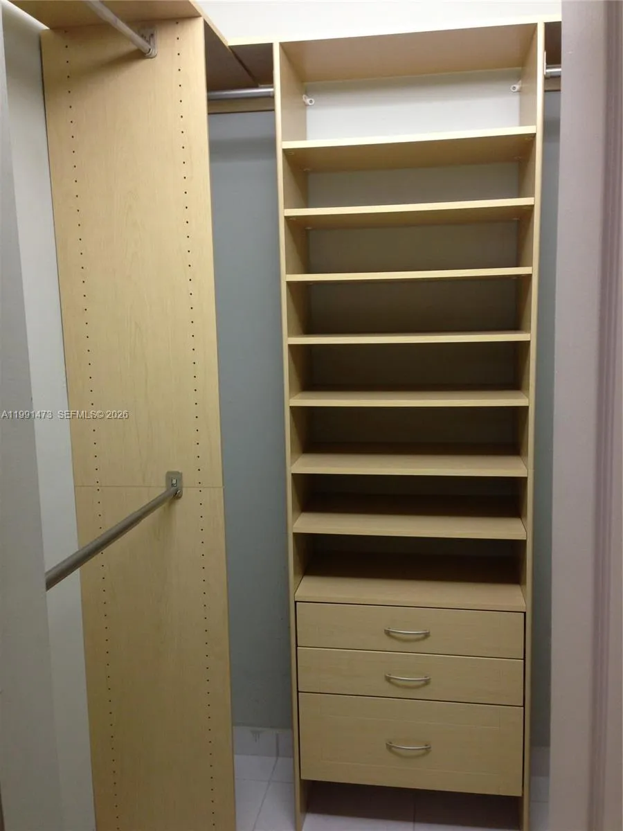 Miami, Florida 33175, 1 Bedroom Bedrooms, ,1 BathroomBathrooms,Residential Lease,For Rent,A11991473