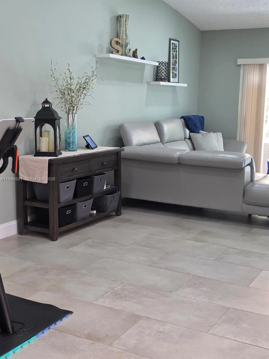 893 Sw 120th Way, Davie, Florida 33325, Davie, Florida 33325, 3 Bedrooms Bedrooms, ,2 BathroomsBathrooms,Residential,For Sale,893 Sw 120th Way, Davie, Florida 33325,A11990501