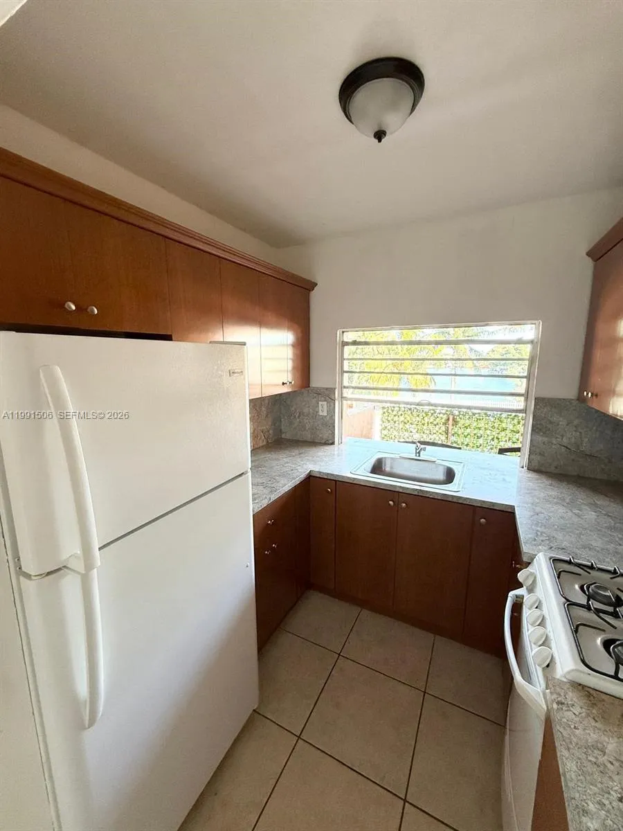 6850 W 14th Ct A21, Hialeah, Florida 33014, Hialeah, Florida 33014, 1 Bedroom Bedrooms, ,1 BathroomBathrooms,Residential Lease,For Rent,6850 W 14th Ct A21, Hialeah, Florida 33014,A11991506