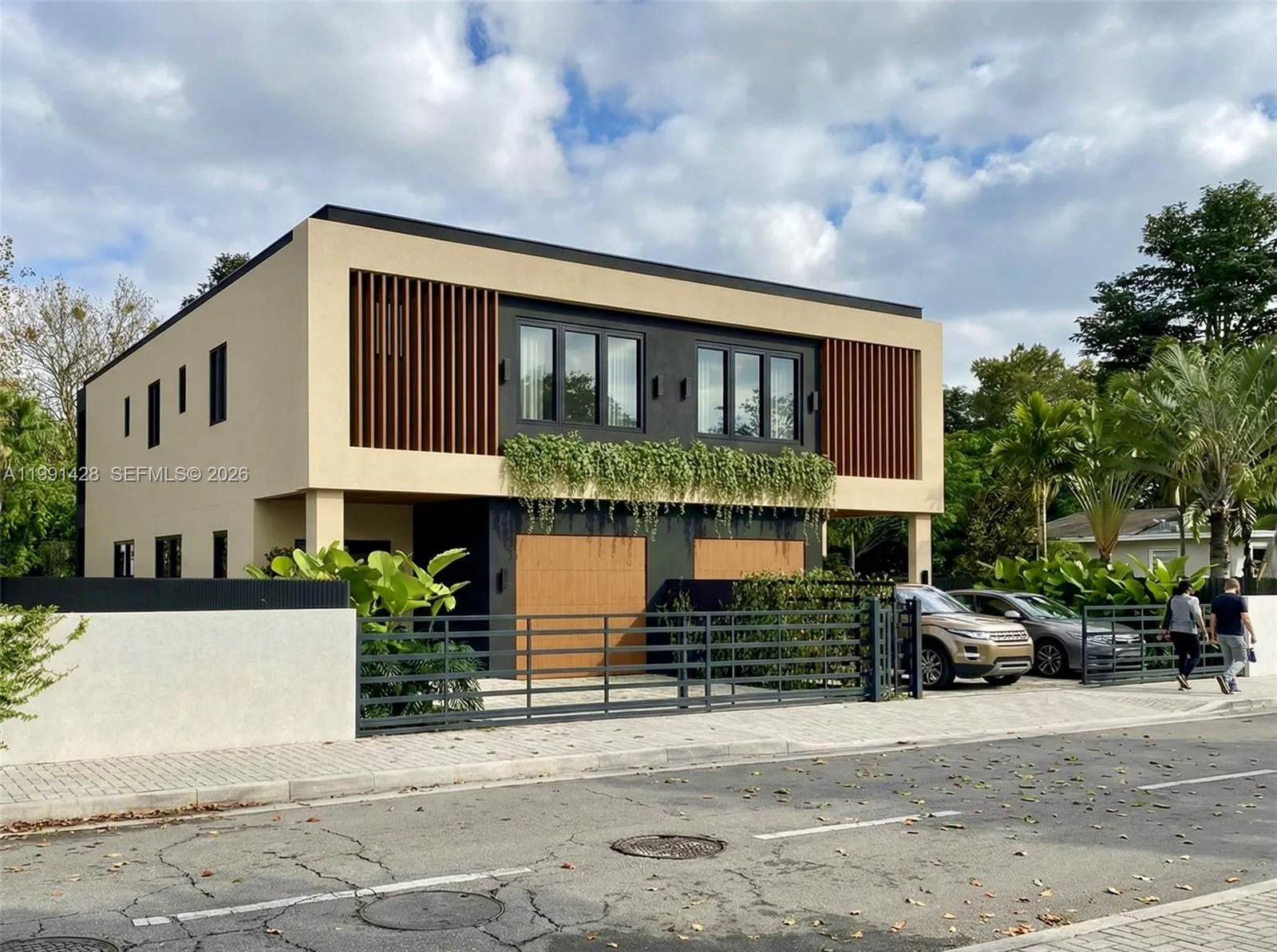 3021 Sw 27th Street, Miami, Florida 33133, Miami, Florida 33133, 4 Bedrooms Bedrooms, ,3 BathroomsBathrooms,Residential,For Sale,3021 Sw 27th Street, Miami, Florida 33133,A11991428