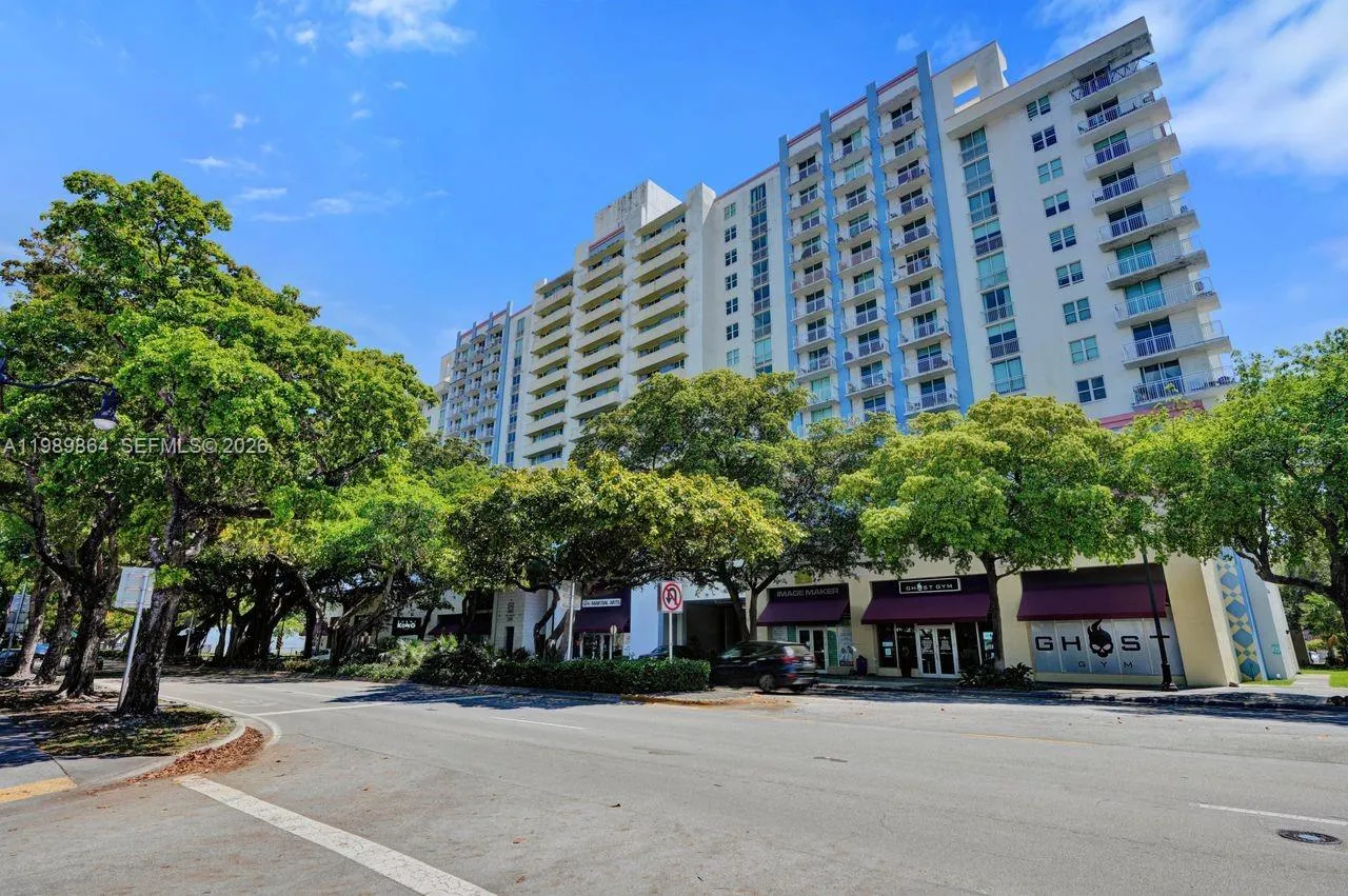 3000 Coral Way 1114, Miami, Florida 33145, Miami, Florida 33145, 2 Bedrooms Bedrooms, ,2 BathroomsBathrooms,Residential,For Sale,3000 Coral Way 1114, Miami, Florida 33145,A11989864