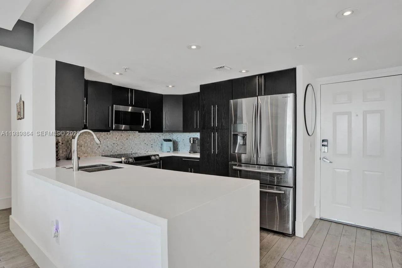 3000 Coral Way 1114, Miami, Florida 33145, Miami, Florida 33145, 2 Bedrooms Bedrooms, ,2 BathroomsBathrooms,Residential,For Sale,3000 Coral Way 1114, Miami, Florida 33145,A11989864