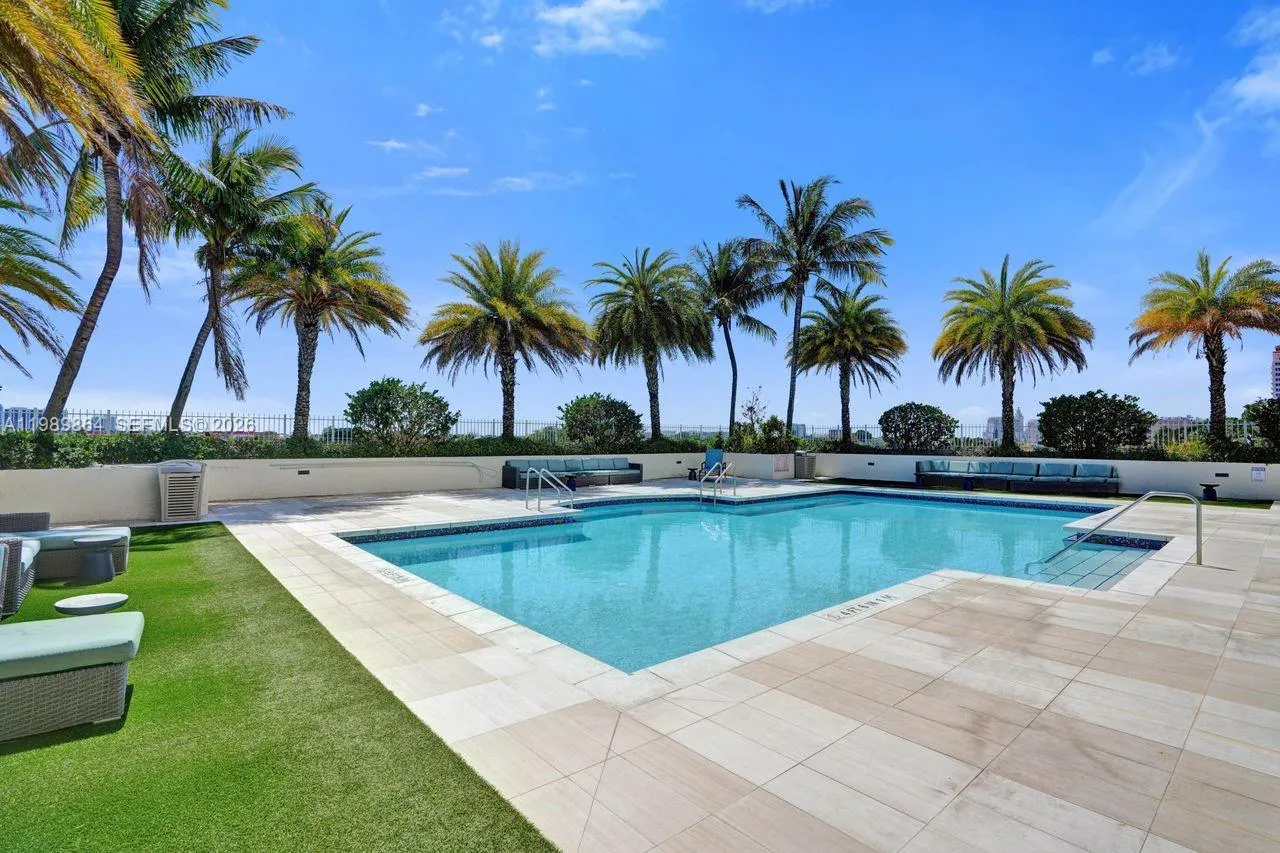 3000 Coral Way 1114, Miami, Florida 33145, Miami, Florida 33145, 2 Bedrooms Bedrooms, ,2 BathroomsBathrooms,Residential,For Sale,3000 Coral Way 1114, Miami, Florida 33145,A11989864