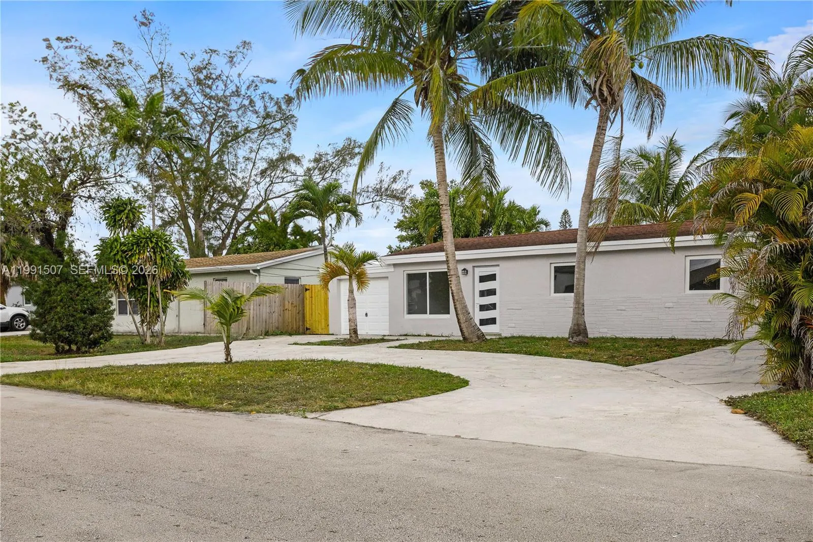 4157 Sw 49th Ct, Dania Beach, Florida 33314, Dania Beach, Florida 33314, 4 Bedrooms Bedrooms, ,2 BathroomsBathrooms,Residential,For Sale,4157 Sw 49th Ct, Dania Beach, Florida 33314,A11991507