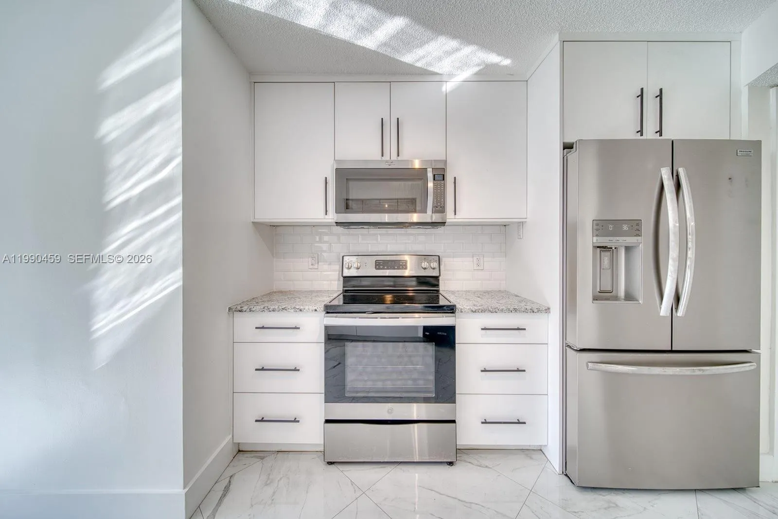 9151 W Sunrise Blvd, Plantation, Florida 33322, Plantation, Florida 33322, 3 Bedrooms Bedrooms, ,2 BathroomsBathrooms,Residential,For Sale,9151 W Sunrise Blvd, Plantation, Florida 33322,A11990459