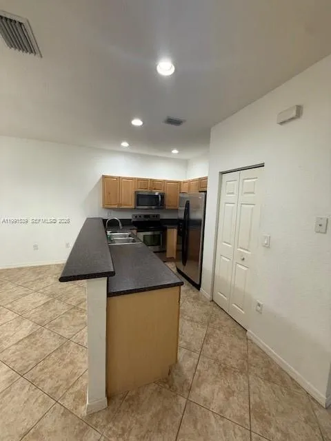 4920 Sw 140th Ter 4, Miramar, Florida 33027, Miramar, Florida 33027, 3 Bedrooms Bedrooms, ,2 BathroomsBathrooms,Residential Lease,For Rent,4920 Sw 140th Ter 4, Miramar, Florida 33027,A11991539
