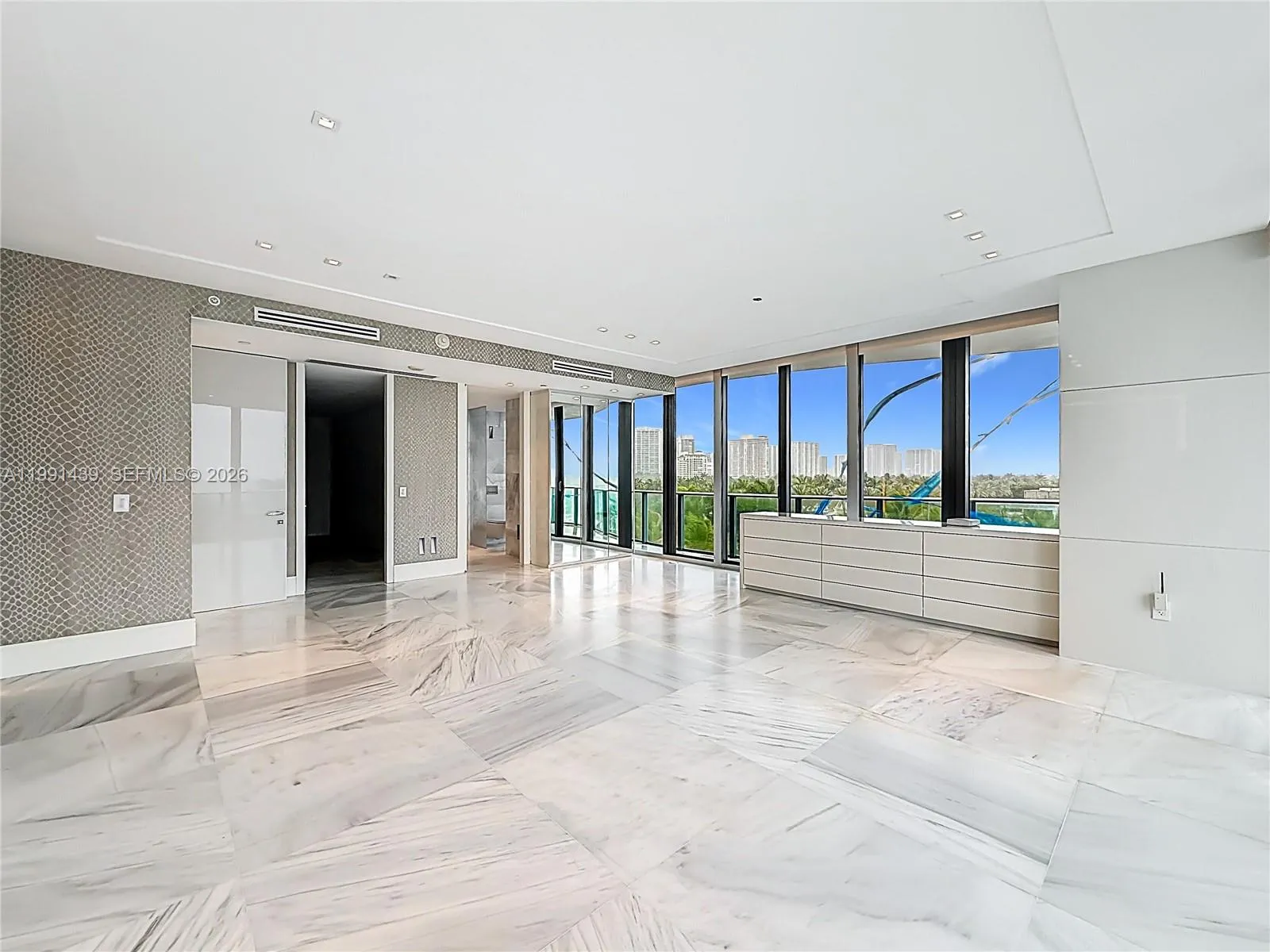 19575 Collins Ave 5, Sunny Isles Beach, Florida 33, Sunny Isles Beach, Florida 33160, 4 Bedrooms Bedrooms, 10 Rooms Rooms,5 BathroomsBathrooms,Residential,For Sale,19575 Collins Ave 5, Sunny Isles Beach, Florida 33,A11991439