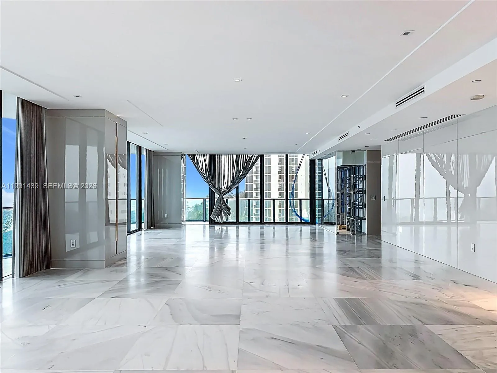 19575 Collins Ave 5, Sunny Isles Beach, Florida 33, Sunny Isles Beach, Florida 33160, 4 Bedrooms Bedrooms, 10 Rooms Rooms,5 BathroomsBathrooms,Residential,For Sale,19575 Collins Ave 5, Sunny Isles Beach, Florida 33,A11991439