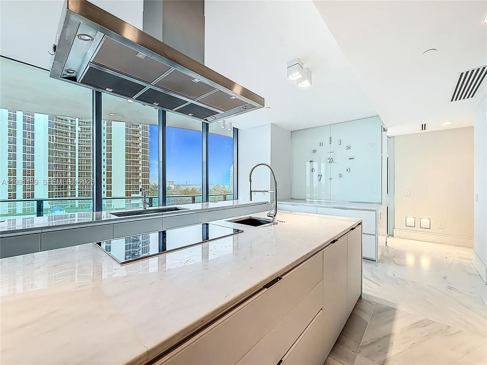 19575 Collins Ave 5, Sunny Isles Beach, Florida 33, Sunny Isles Beach, Florida 33160, 4 Bedrooms Bedrooms, 10 Rooms Rooms,5 BathroomsBathrooms,Residential,For Sale,19575 Collins Ave 5, Sunny Isles Beach, Florida 33,A11991439
