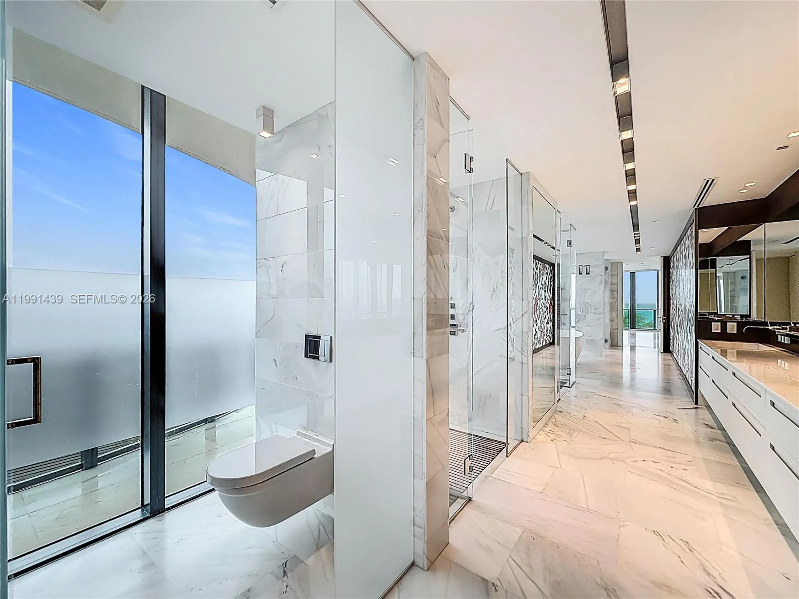 19575 Collins Ave 5, Sunny Isles Beach, Florida 33, Sunny Isles Beach, Florida 33160, 4 Bedrooms Bedrooms, 10 Rooms Rooms,5 BathroomsBathrooms,Residential,For Sale,19575 Collins Ave 5, Sunny Isles Beach, Florida 33,A11991439