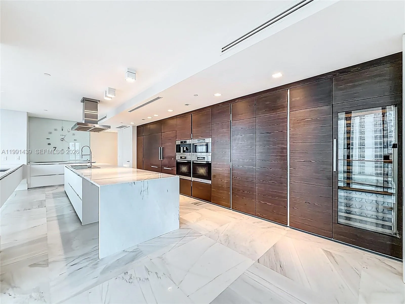 19575 Collins Ave 5, Sunny Isles Beach, Florida 33, Sunny Isles Beach, Florida 33160, 4 Bedrooms Bedrooms, 10 Rooms Rooms,5 BathroomsBathrooms,Residential,For Sale,19575 Collins Ave 5, Sunny Isles Beach, Florida 33,A11991439