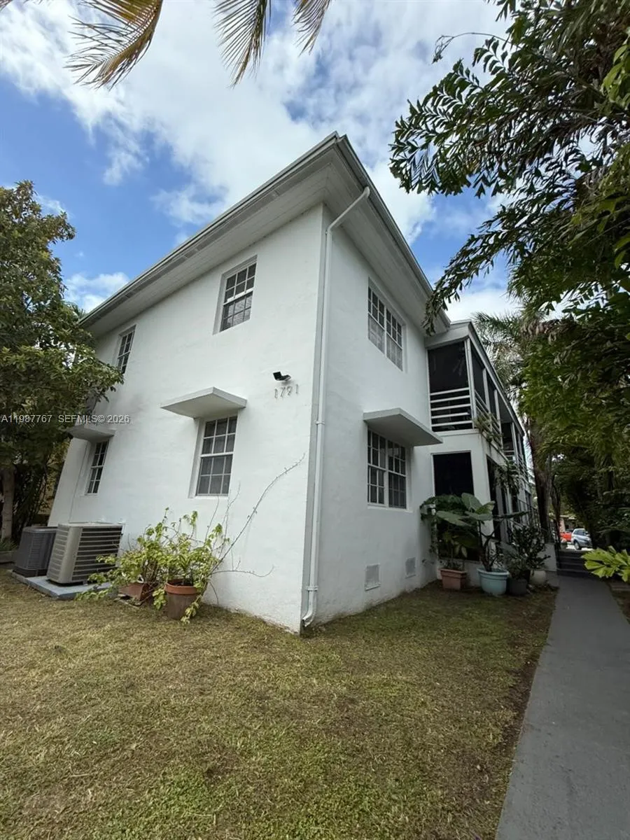 1791 Marseille Dr, Miami Beach, Florida 33141, Miami Beach, Florida 33141, ,Residential Income,For Sale,1791 Marseille Dr, Miami Beach, Florida 33141,A11987767