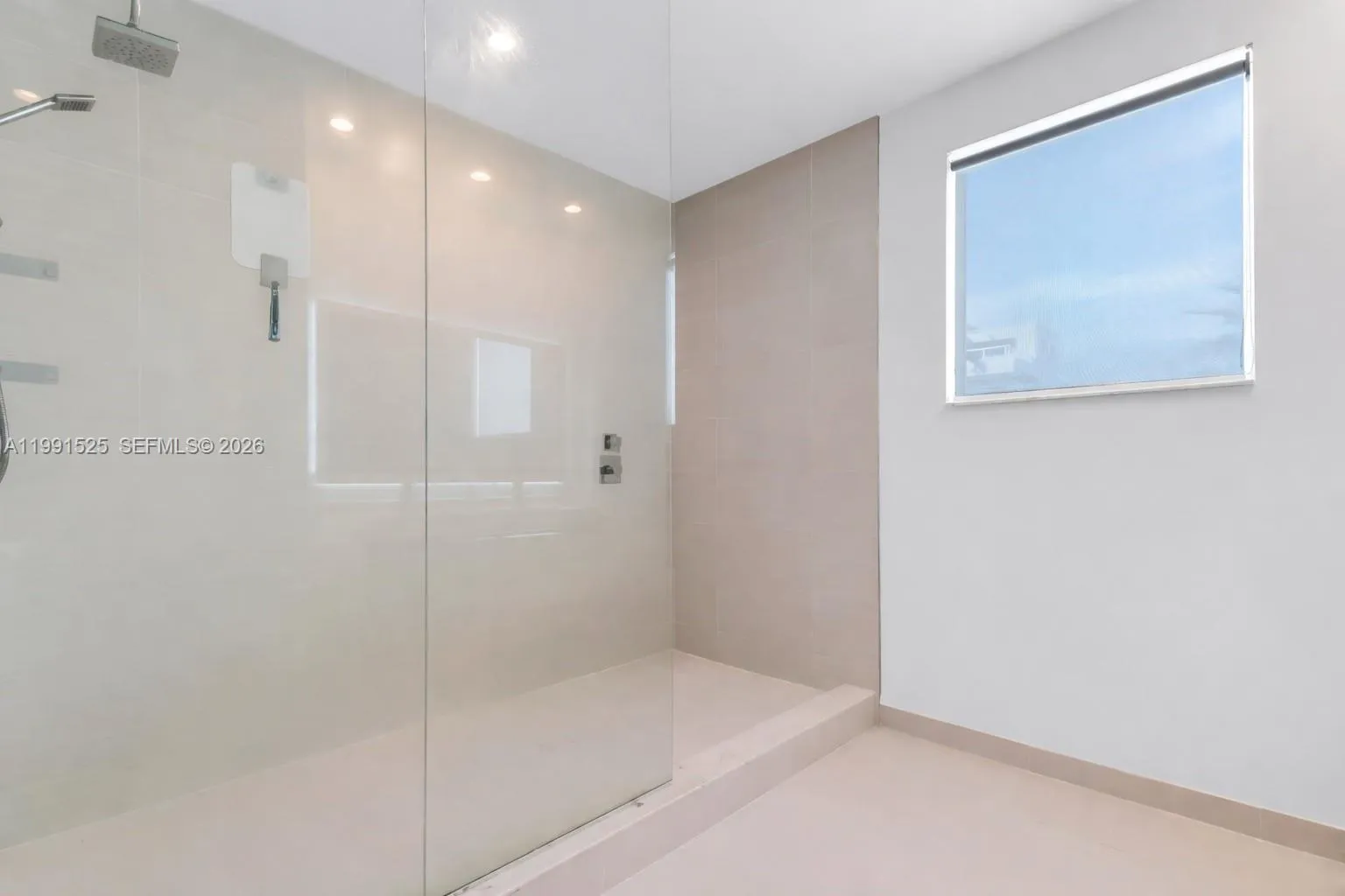 10502 Nw 66th St, Doral, Florida 33178, Doral, Florida 33178, 4 Bedrooms Bedrooms, ,3 BathroomsBathrooms,Residential,For Sale,10502 Nw 66th St, Doral, Florida 33178,A11991525