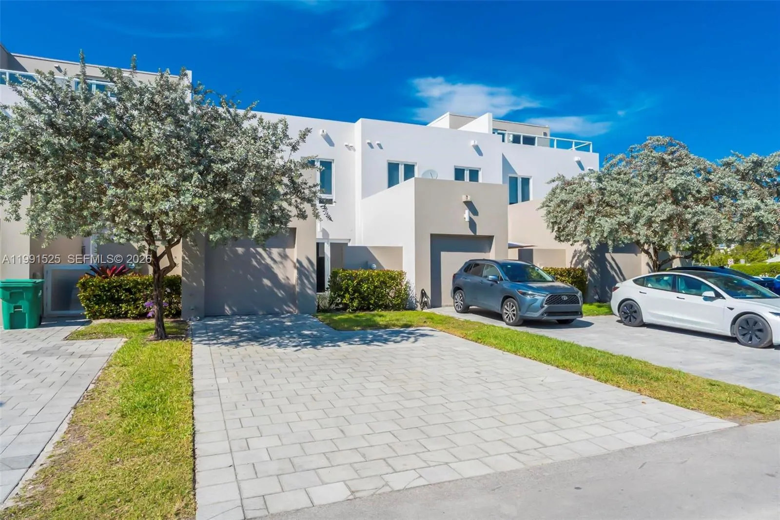 10502 Nw 66th St, Doral, Florida 33178, Doral, Florida 33178, 4 Bedrooms Bedrooms, ,3 BathroomsBathrooms,Residential,For Sale,10502 Nw 66th St, Doral, Florida 33178,A11991525