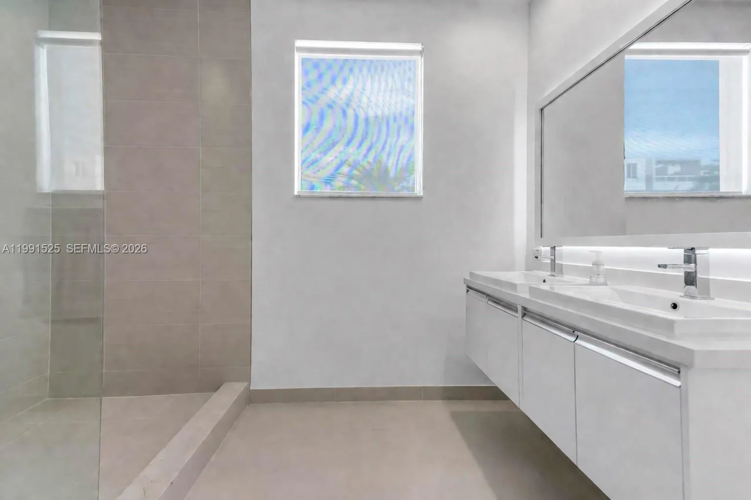 10502 Nw 66th St, Doral, Florida 33178, Doral, Florida 33178, 4 Bedrooms Bedrooms, ,3 BathroomsBathrooms,Residential,For Sale,10502 Nw 66th St, Doral, Florida 33178,A11991525