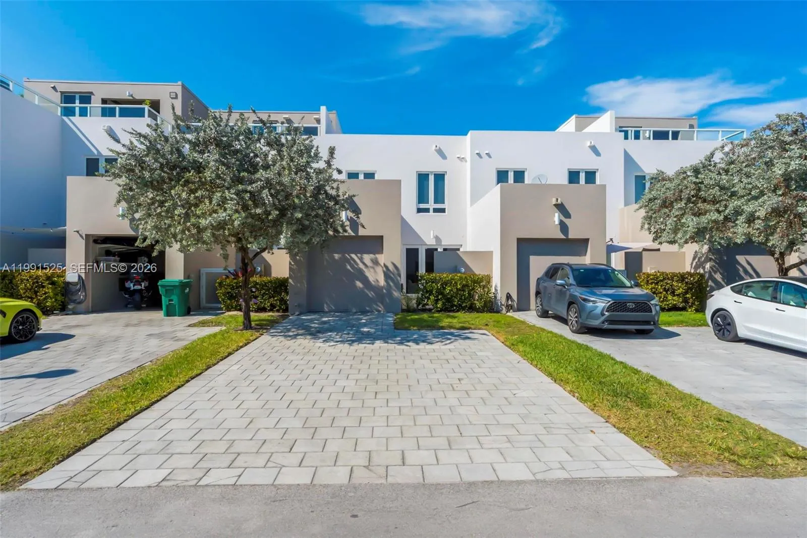 10502 Nw 66th St, Doral, Florida 33178, Doral, Florida 33178, 4 Bedrooms Bedrooms, ,3 BathroomsBathrooms,Residential,For Sale,10502 Nw 66th St, Doral, Florida 33178,A11991525