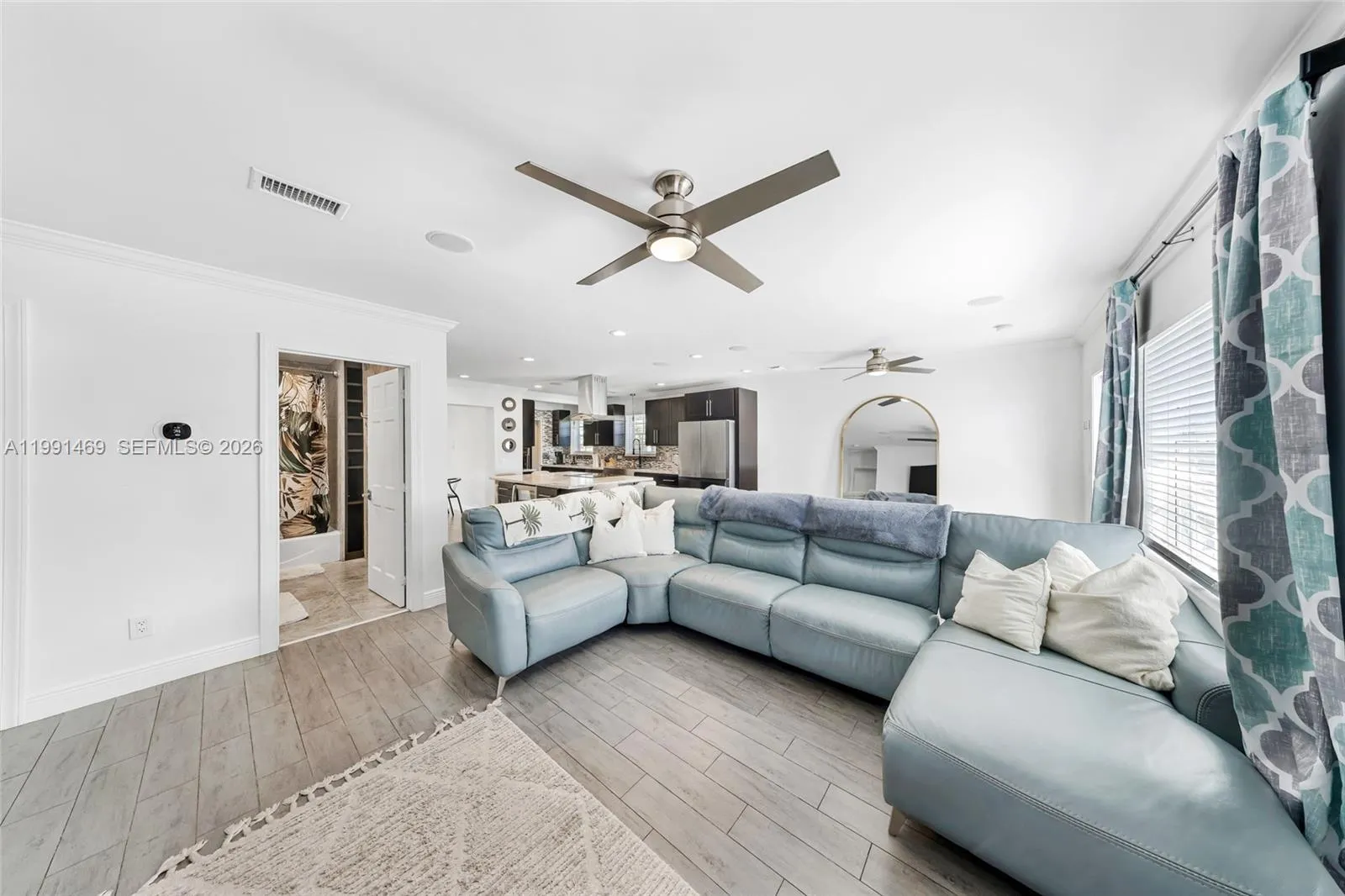 1721 Sw 35th Ave, Fort Lauderdale, Florida 33312, Fort Lauderdale, Florida 33312, 3 Bedrooms Bedrooms, ,2 BathroomsBathrooms,Residential,For Sale,1721 Sw 35th Ave, Fort Lauderdale, Florida 33312,A11991469