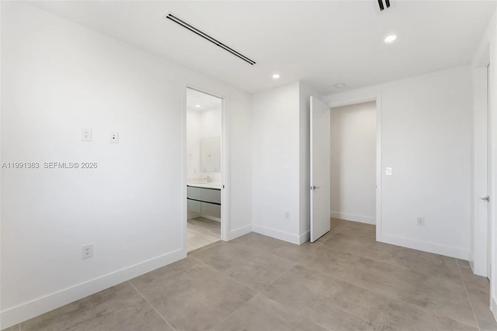 2840 Sw 32nd Ct, Miami, Florida 33133, Miami, Florida 33133, 4 Bedrooms Bedrooms, ,4 BathroomsBathrooms,Residential Lease,For Rent,2840 Sw 32nd Ct, Miami, Florida 33133,A11991383
