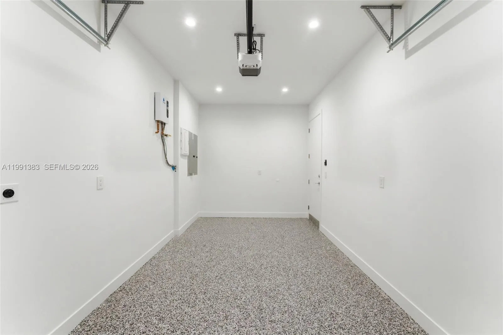 2840 Sw 32nd Ct, Miami, Florida 33133, Miami, Florida 33133, 4 Bedrooms Bedrooms, ,4 BathroomsBathrooms,Residential Lease,For Rent,2840 Sw 32nd Ct, Miami, Florida 33133,A11991383