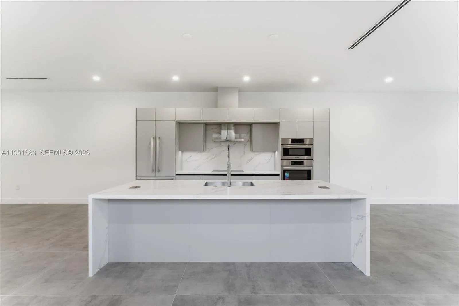 2840 Sw 32nd Ct, Miami, Florida 33133, Miami, Florida 33133, 4 Bedrooms Bedrooms, ,4 BathroomsBathrooms,Residential Lease,For Rent,2840 Sw 32nd Ct, Miami, Florida 33133,A11991383