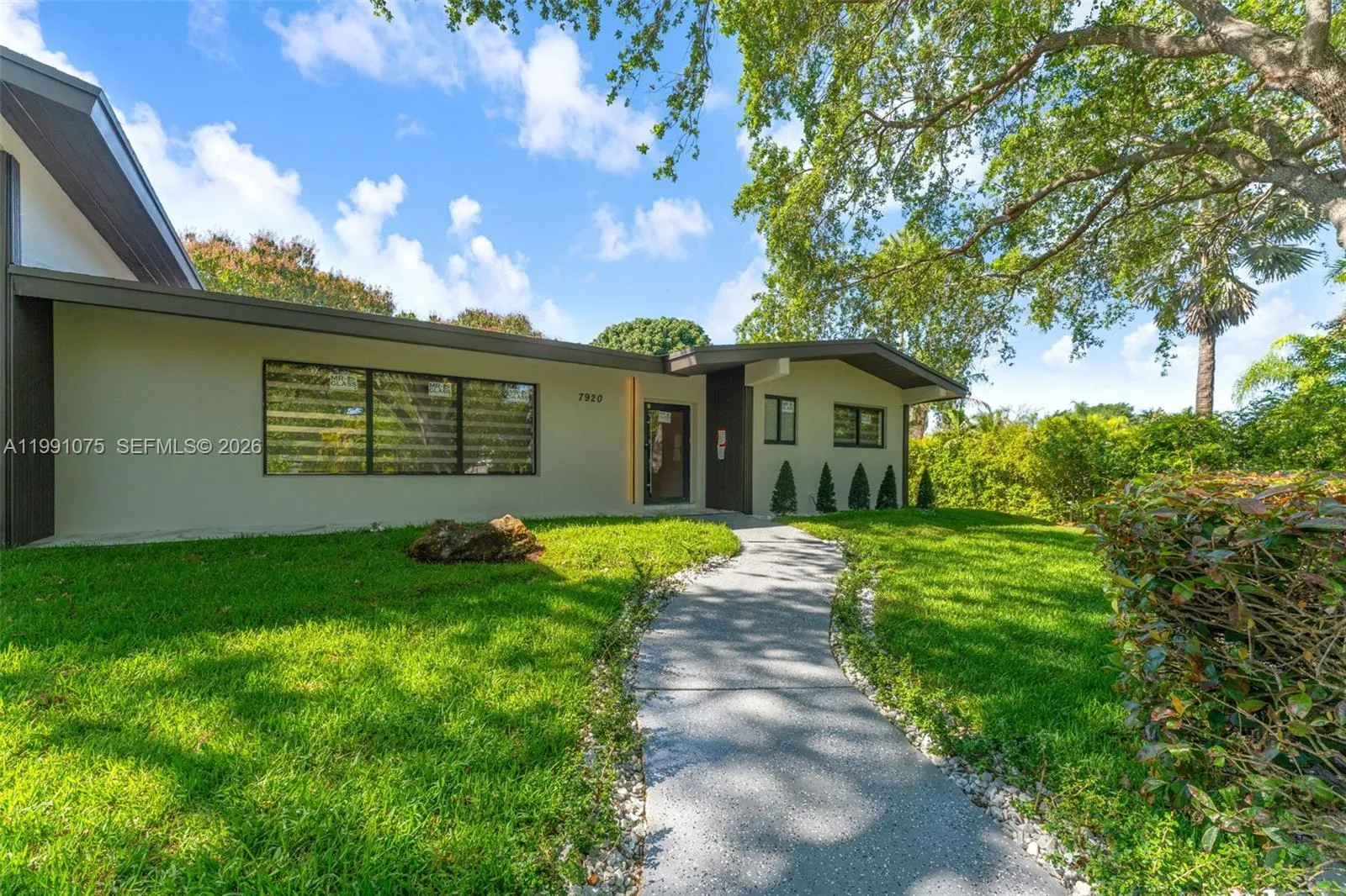 7920 Sw 132nd St, Pinecrest, Florida 33156, Pinecrest, Florida 33156, 3 Bedrooms Bedrooms, ,2 BathroomsBathrooms,Residential,For Sale,7920 Sw 132nd St, Pinecrest, Florida 33156,A11991075