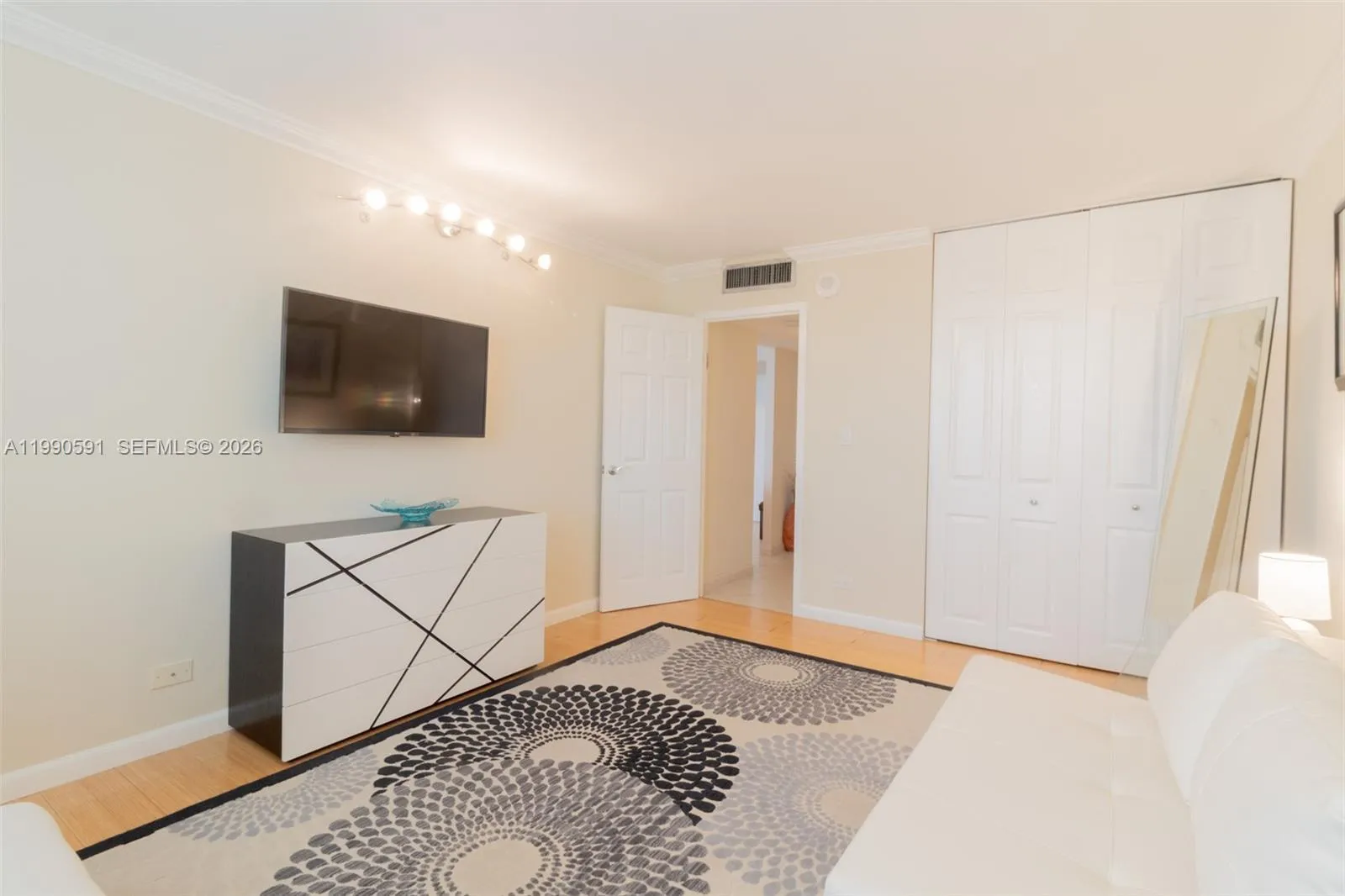 301 174 2417, Sunny Isles Beach, Florida 33160, Sunny Isles Beach, Florida 33160, 2 Bedrooms Bedrooms, ,2 BathroomsBathrooms,Residential,For Sale,301 174 2417, Sunny Isles Beach, Florida 33160,A11990591