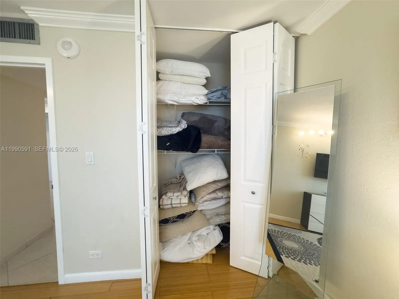 301 174 2417, Sunny Isles Beach, Florida 33160, Sunny Isles Beach, Florida 33160, 2 Bedrooms Bedrooms, ,2 BathroomsBathrooms,Residential,For Sale,301 174 2417, Sunny Isles Beach, Florida 33160,A11990591