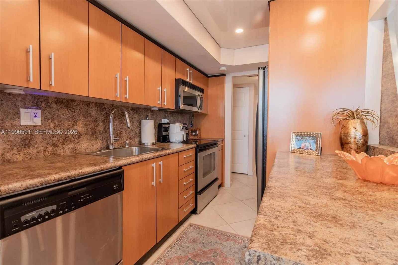 301 174 2417, Sunny Isles Beach, Florida 33160, Sunny Isles Beach, Florida 33160, 2 Bedrooms Bedrooms, ,2 BathroomsBathrooms,Residential,For Sale,301 174 2417, Sunny Isles Beach, Florida 33160,A11990591