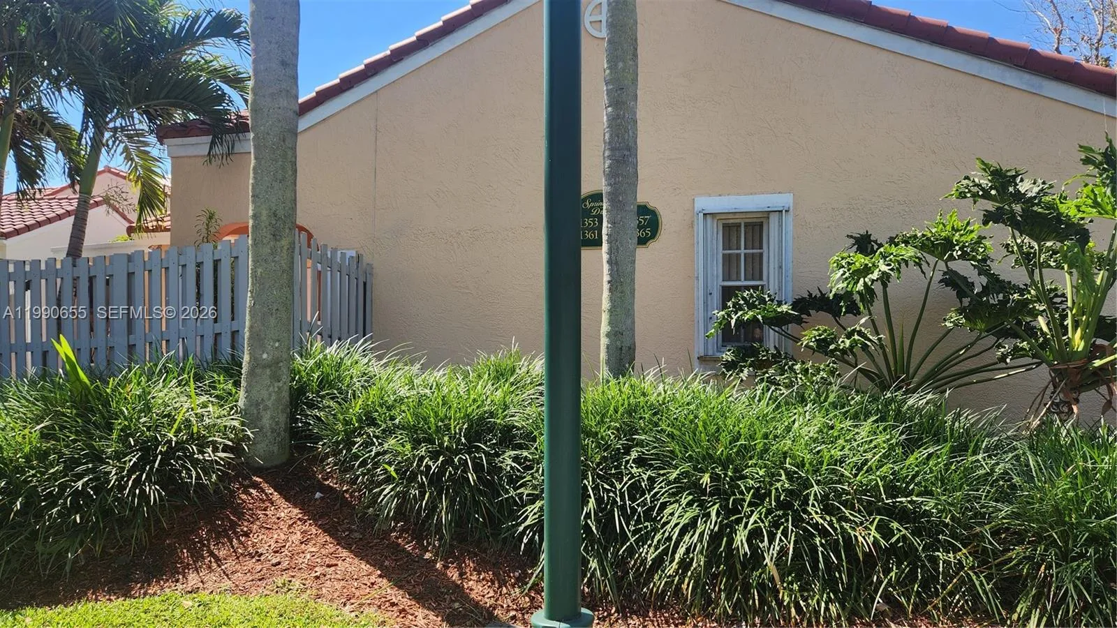 1365 Springside Dr 1365, Weston, Florida 33326, Weston, Florida 33326, 3 Bedrooms Bedrooms, ,2 BathroomsBathrooms,Residential Lease,For Rent,1365 Springside Dr 1365, Weston, Florida 33326,A11990655