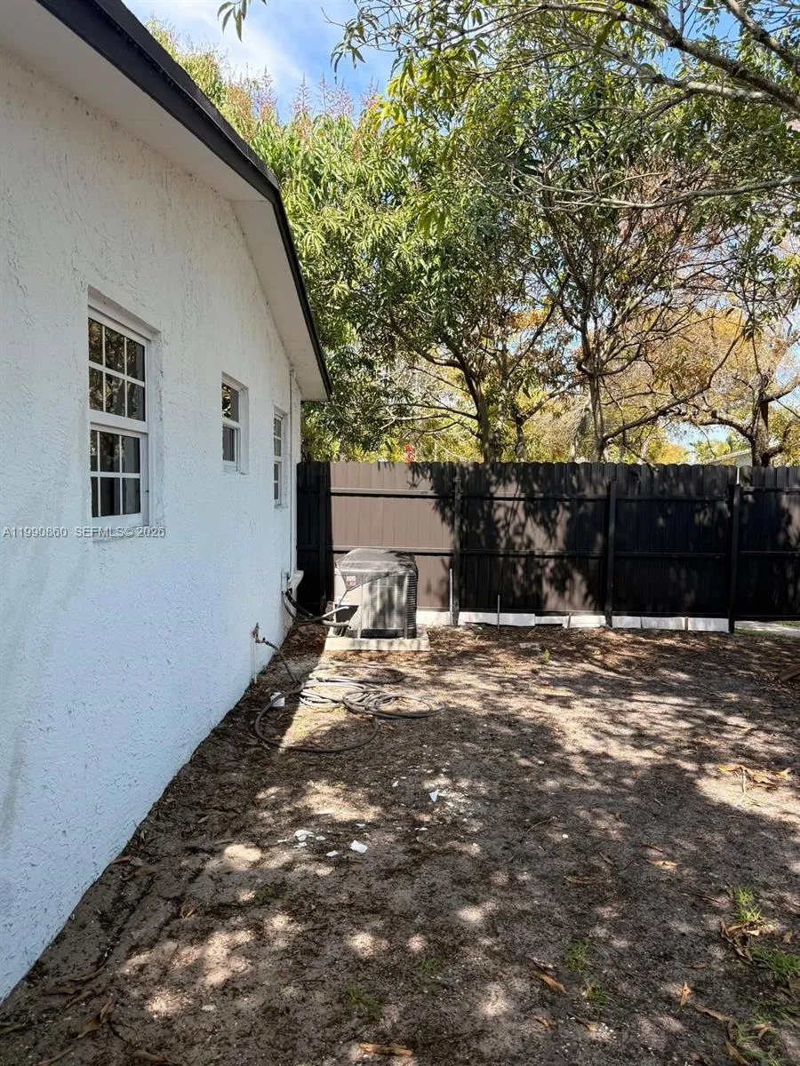 4900 Nw 14th St, Lauderhill, Florida 33313, Lauderhill, Florida 33313, 3 Bedrooms Bedrooms, ,2 BathroomsBathrooms,Residential,For Sale,4900 Nw 14th St, Lauderhill, Florida 33313,A11990860
