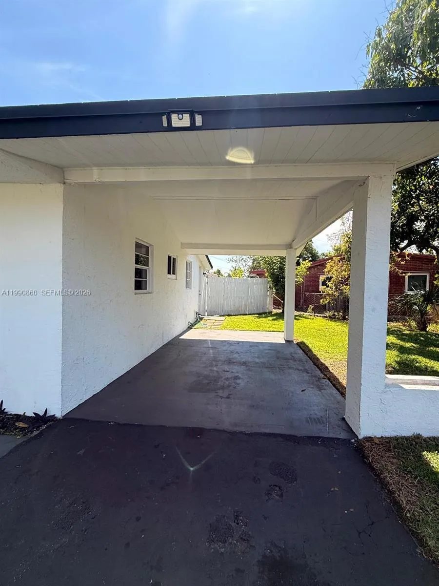 4900 Nw 14th St, Lauderhill, Florida 33313, Lauderhill, Florida 33313, 3 Bedrooms Bedrooms, ,2 BathroomsBathrooms,Residential,For Sale,4900 Nw 14th St, Lauderhill, Florida 33313,A11990860