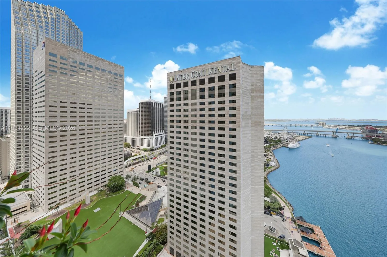 335 S Biscayne Blvd 3110, Miami, Florida 33131, Miami, Florida 33131, 1 Bedroom Bedrooms, ,1 BathroomBathrooms,Residential,For Sale,335 S Biscayne Blvd 3110, Miami, Florida 33131,A11991222