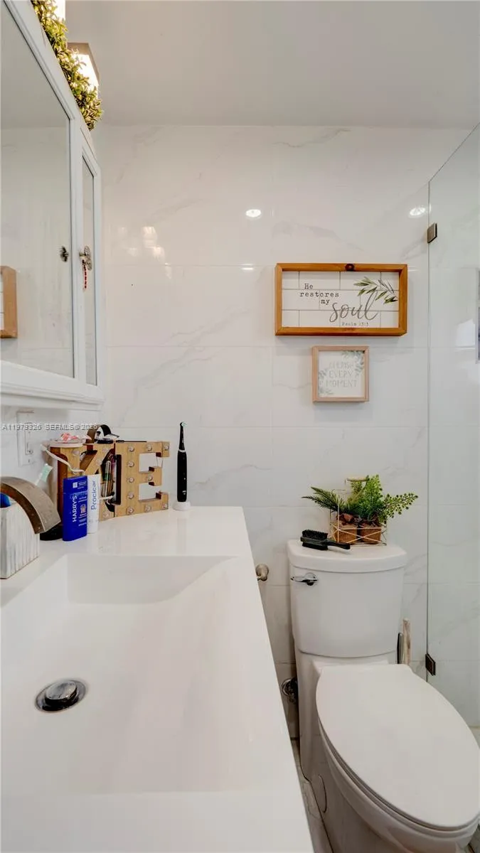 1715 Sw 84th Ave, Miami, Florida 33155, Miami, Florida 33155, 5 Bedrooms Bedrooms, ,3 BathroomsBathrooms,Residential,For Sale,1715 Sw 84th Ave, Miami, Florida 33155,A11979326