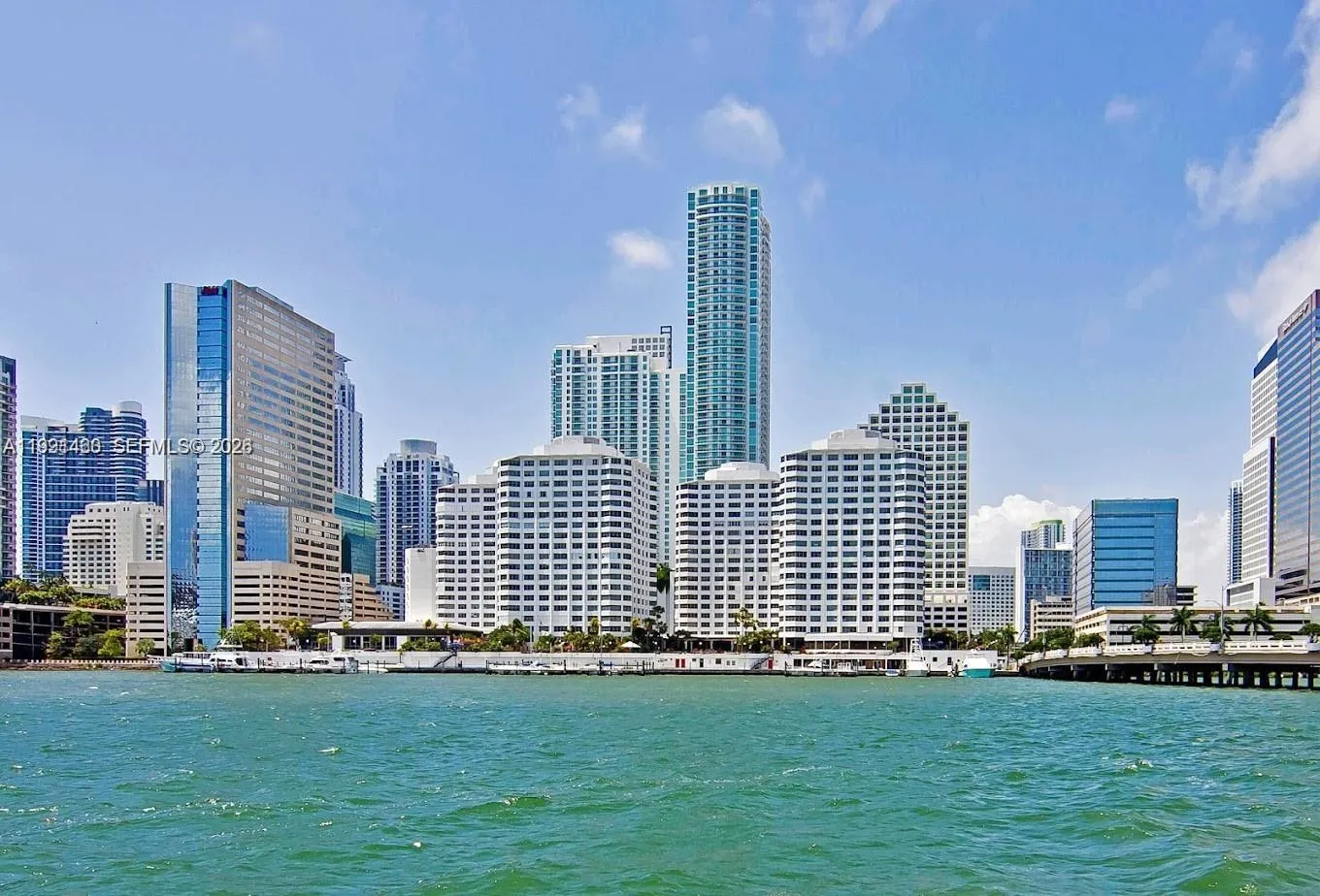 905 Brickell Bay Dr 531, Miami, Florida 33131, Miami, Florida 33131, 2 Bedrooms Bedrooms, ,2 BathroomsBathrooms,Residential Lease,For Rent,905 Brickell Bay Dr 531, Miami, Florida 33131,A11991460